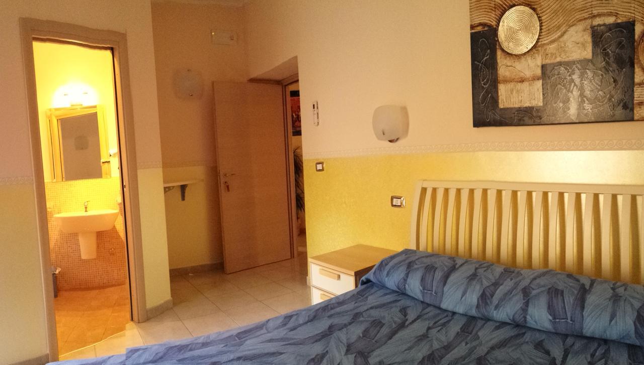 B&B Lo Sparviero Civita Cameră foto